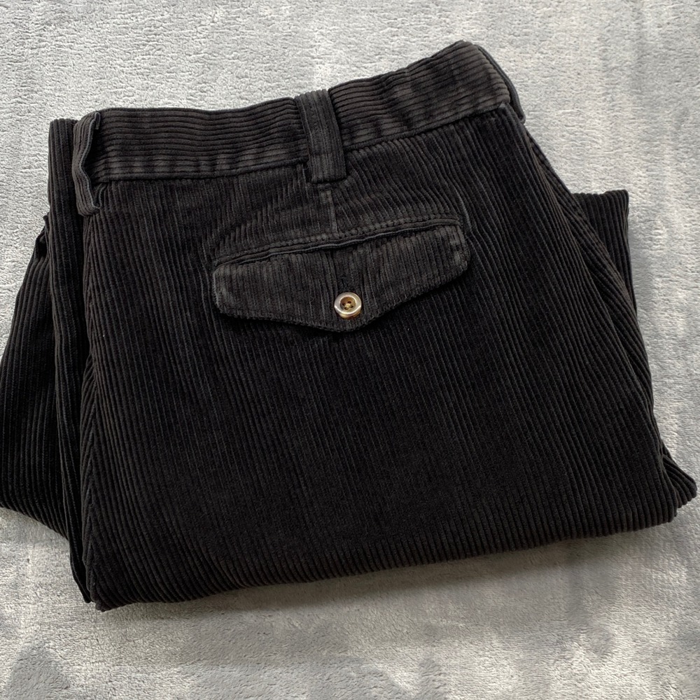 LL Bean Mens 40x29 Black Comfort Stretch Waist Pleated Wide Whale Corduroy Pant